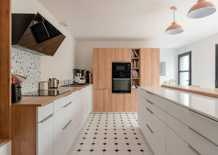 Saint-marc-sur-mer 빌라 *